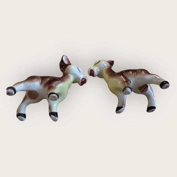 Set of Vintage Ceramic Kissing Deer Fawn Figural Salt and Pepper Shakers Japan - Picture 6 of 10